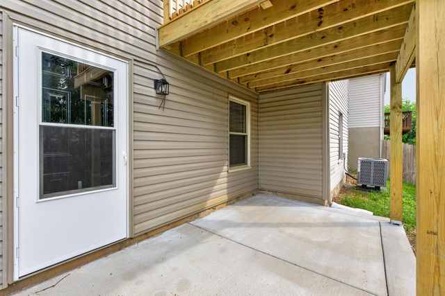 680 Graftons Mill Lane, Lexington, KY 40509