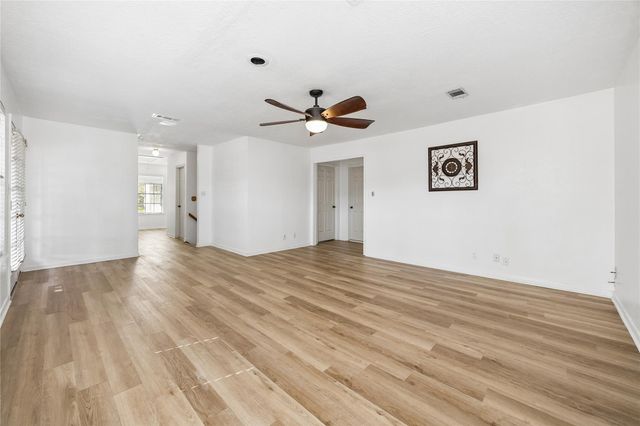 20734 Highland Hollow Lane, Houston, TX 77073