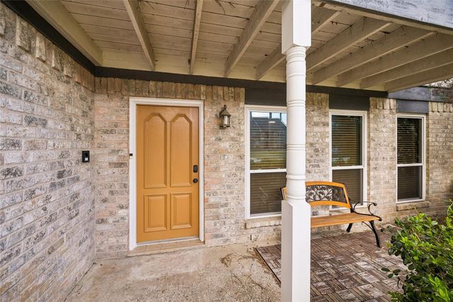 20734 Highland Hollow Lane, Houston, TX 77073