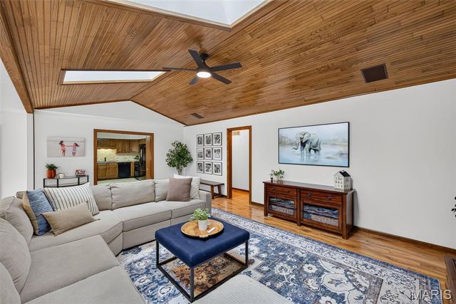 29 Greenview Drive, Defiance, MO 63341