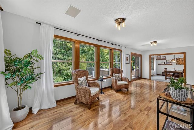 29 Greenview Drive, Defiance, MO 63341