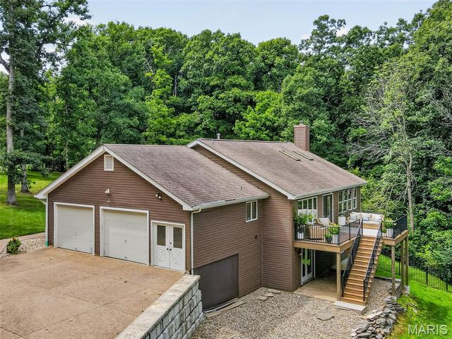 29 Greenview Drive, Defiance, MO 63341