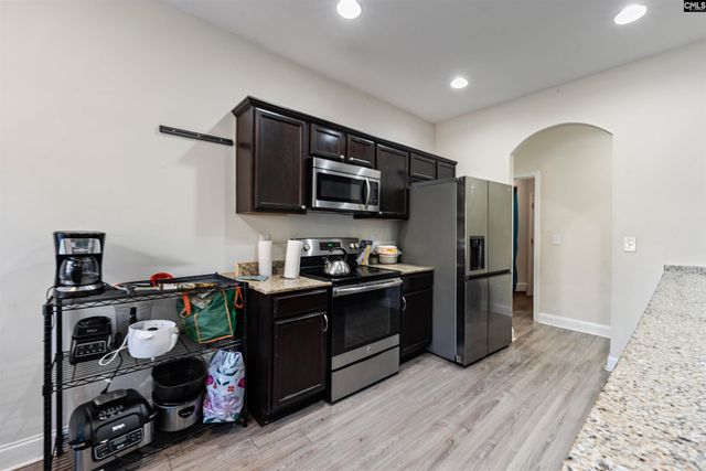 466 EMANUEL CREEK Drive, West Columbia, SC 29170