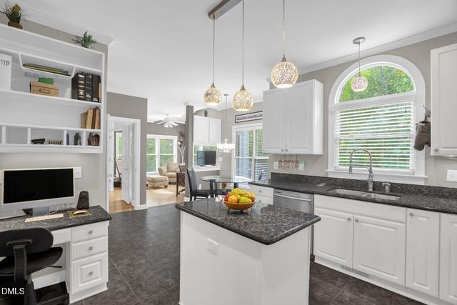 105 Highstream Place, Chapel Hill, NC 27516