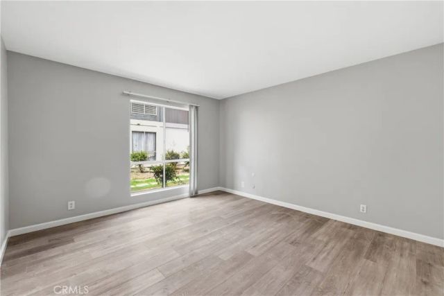 2841 S Fairview South E, Santa Ana, CA 92704