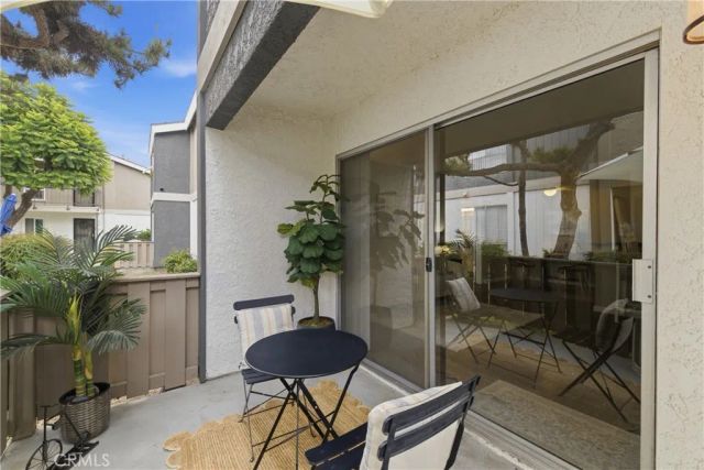 2841 S Fairview South E, Santa Ana, CA 92704