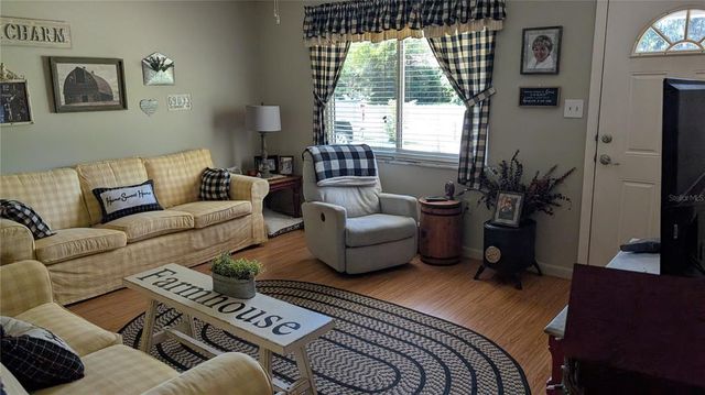2219 NE 18 AVENUE, Ocala, FL 34470