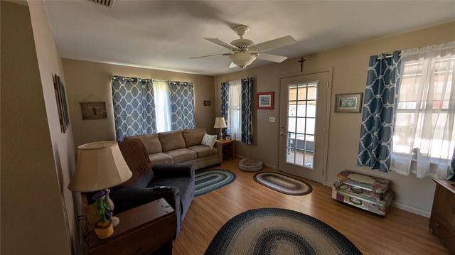 2219 NE 18 AVENUE, Ocala, FL 34470