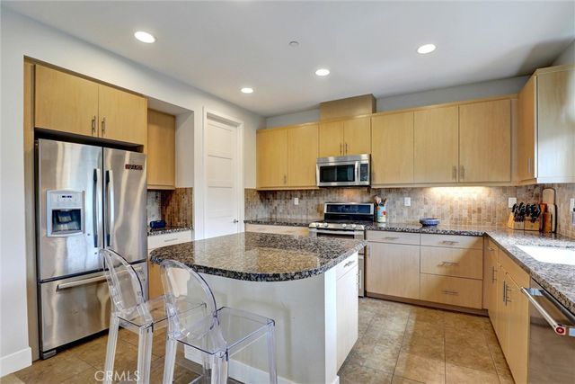 1 Vantis, Aliso Viejo, CA 92656