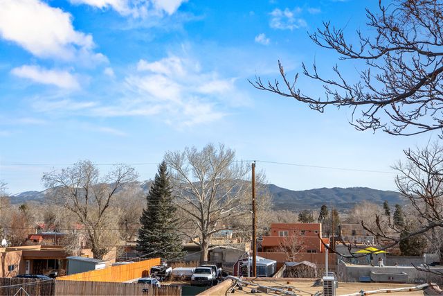 107 Moore Street A, Santa Fe, NM 87501