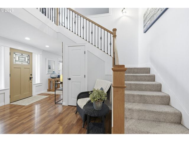 910 Nw HERTEL St, Hillsboro, OR 97124