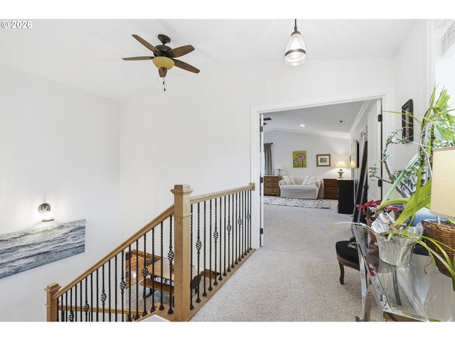 910 Nw HERTEL St, Hillsboro, OR 97124