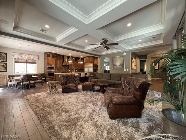 81 Navarra Canyon Court, Las Vegas, NV 89138
