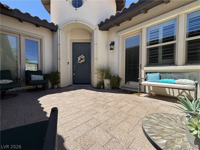 81 Navarra Canyon Court, Las Vegas, NV 89138
