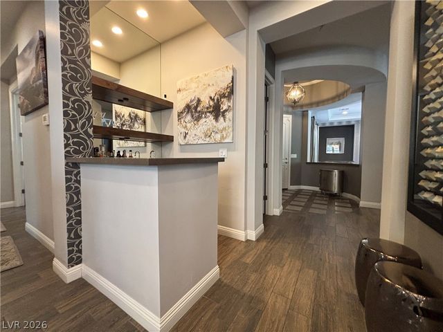 81 Navarra Canyon Court, Las Vegas, NV 89138