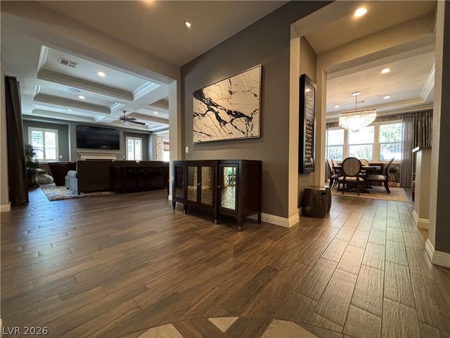 81 Navarra Canyon Court, Las Vegas, NV 89138