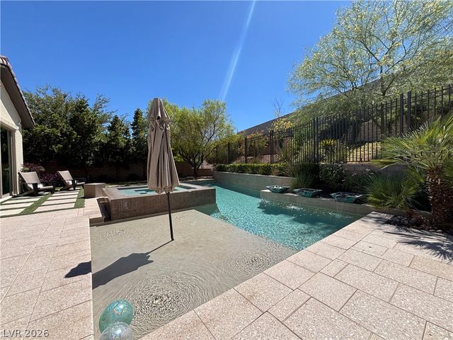 81 Navarra Canyon Court, Las Vegas, NV 89138