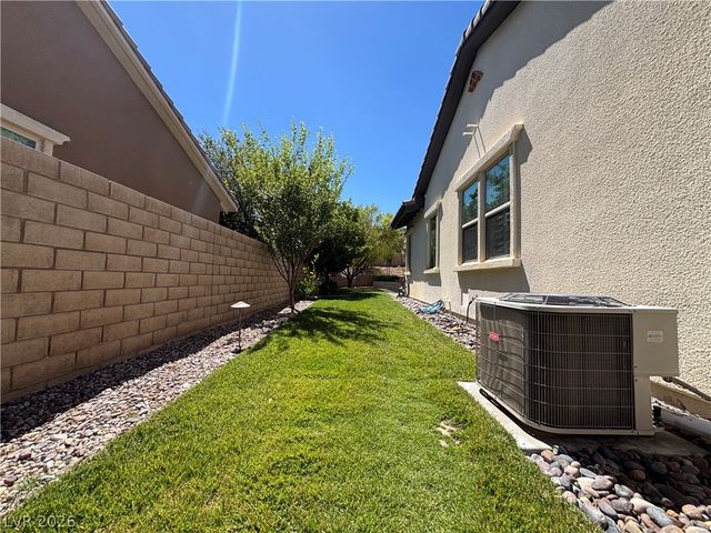 81 Navarra Canyon Court, Las Vegas, NV 89138