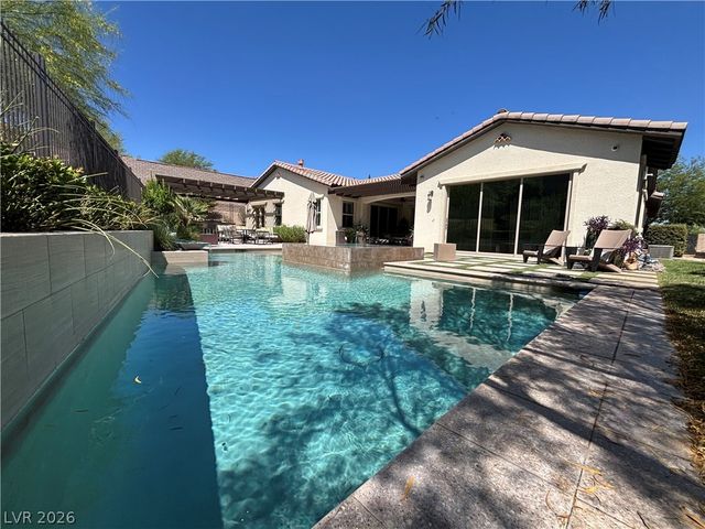 81 Navarra Canyon Court, Las Vegas, NV 89138