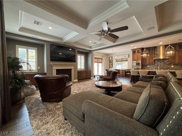 81 Navarra Canyon Court, Las Vegas, NV 89138