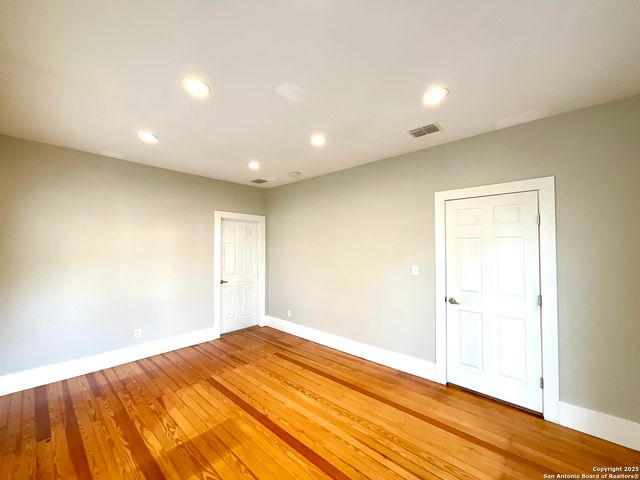 1427 BURNET ST, San Antonio, TX 78202