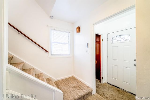 99 Chestnut Street, River Rouge, MI 48218