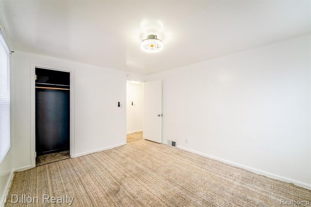 99 Chestnut Street, River Rouge, MI 48218