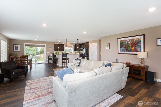 41 Victoria View Street, Sequim, WA 98382