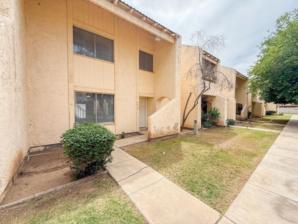 4440 W Solano Drive N, Glendale, AZ 85301