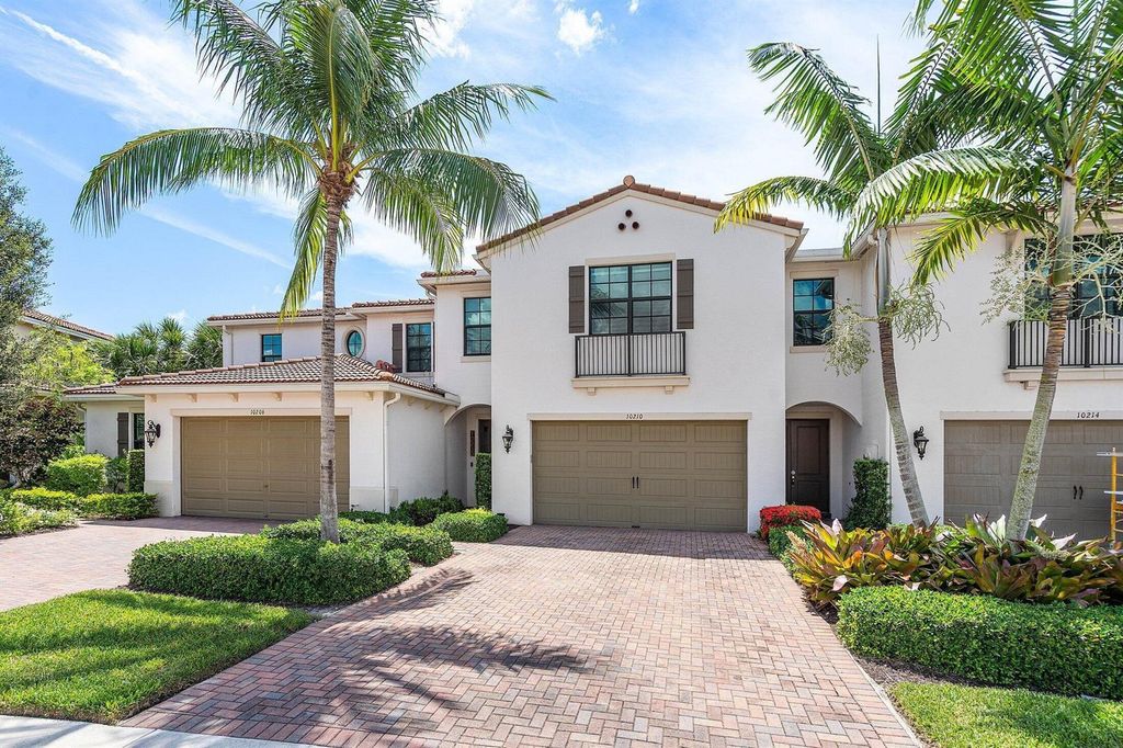10210 Akenside Drive, Boca Raton, FL 33428