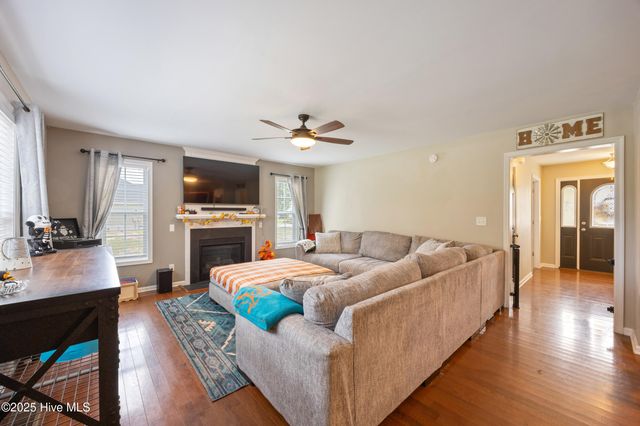 601 Prince William Drive, Elizabeth City, NC 27909