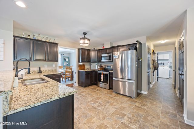 601 Prince William Drive, Elizabeth City, NC 27909