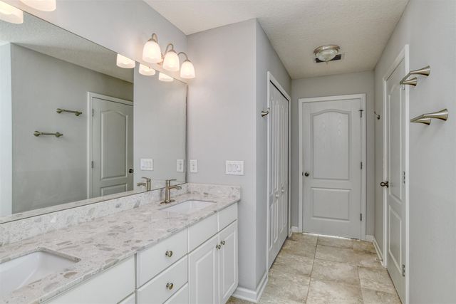 485 Crescent Key Dr, St Augustine, FL 32086