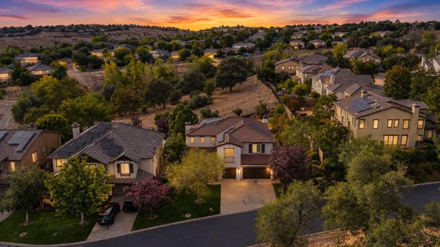9010 Hearst Pl, El Dorado Hills, CA 95762