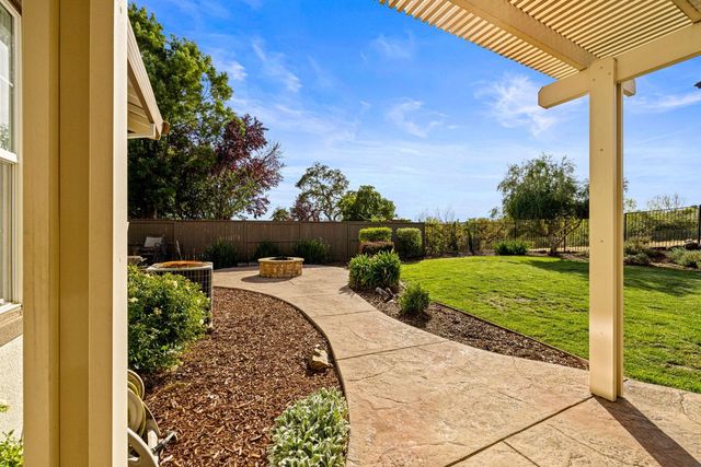 9010 Hearst Pl, El Dorado Hills, CA 95762