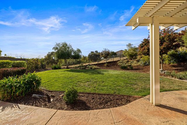 9010 Hearst Pl, El Dorado Hills, CA 95762