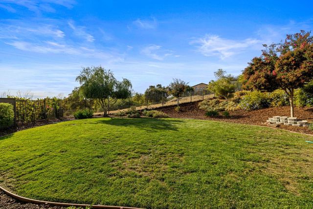 9010 Hearst Pl, El Dorado Hills, CA 95762