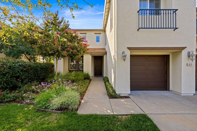 9010 Hearst Pl, El Dorado Hills, CA 95762