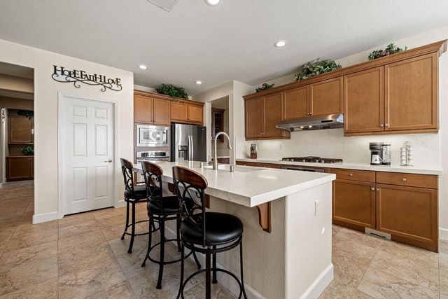 9010 Hearst Pl, El Dorado Hills, CA 95762