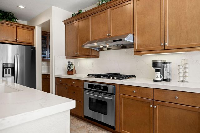 9010 Hearst Pl, El Dorado Hills, CA 95762