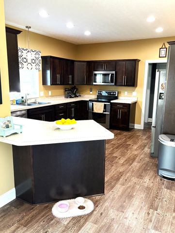 139 Duncan Drive, Pataskala, OH 43062