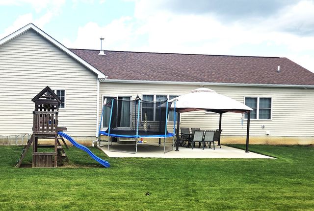 139 Duncan Drive, Pataskala, OH 43062