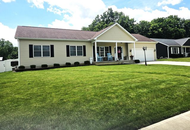 139 Duncan Drive, Pataskala, OH 43062