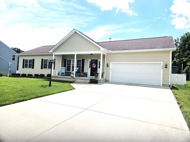 139 Duncan Drive, Pataskala, OH 43062