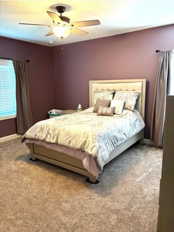139 Duncan Drive, Pataskala, OH 43062