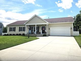 139 Duncan Drive, Pataskala, OH 43062