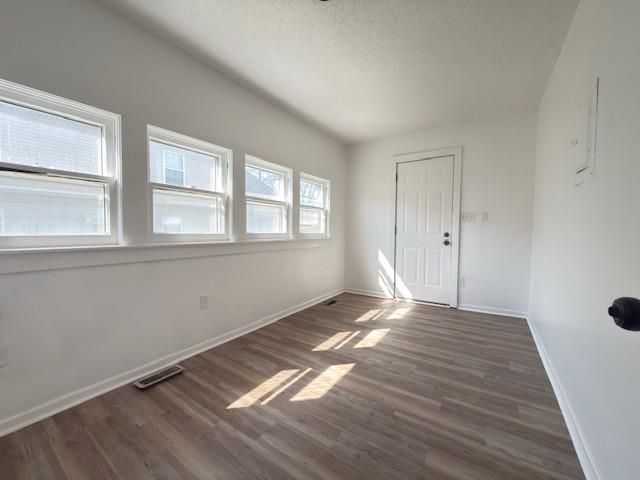 609 W Lee Street, Nevada, MO 64772