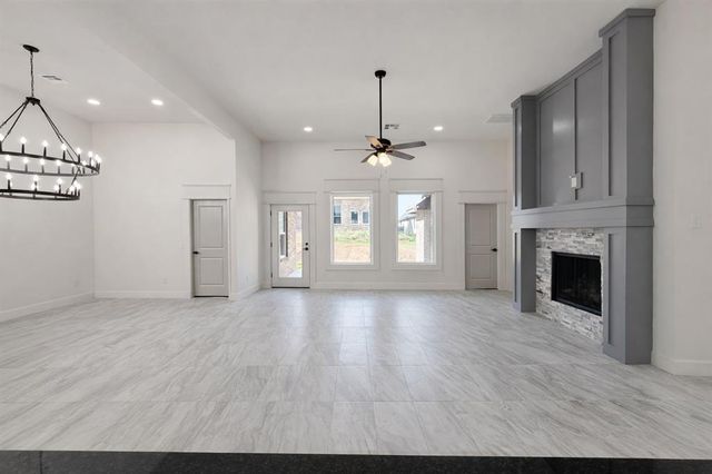 11620 NW 103rd Street, Yukon, OK 73099