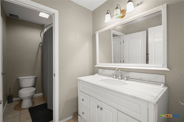 9725 Bock Road, Buda, TX 78610