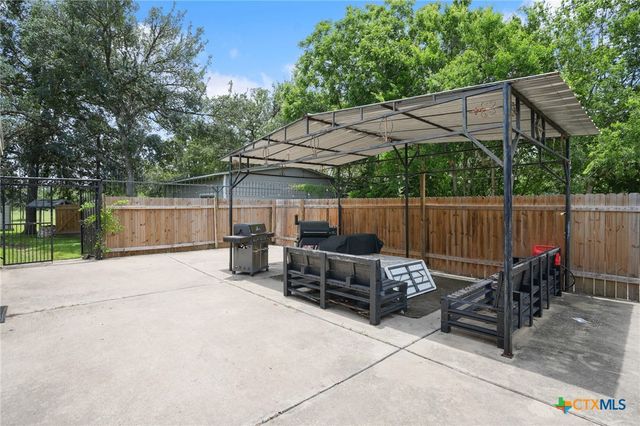 9725 Bock Road, Buda, TX 78610